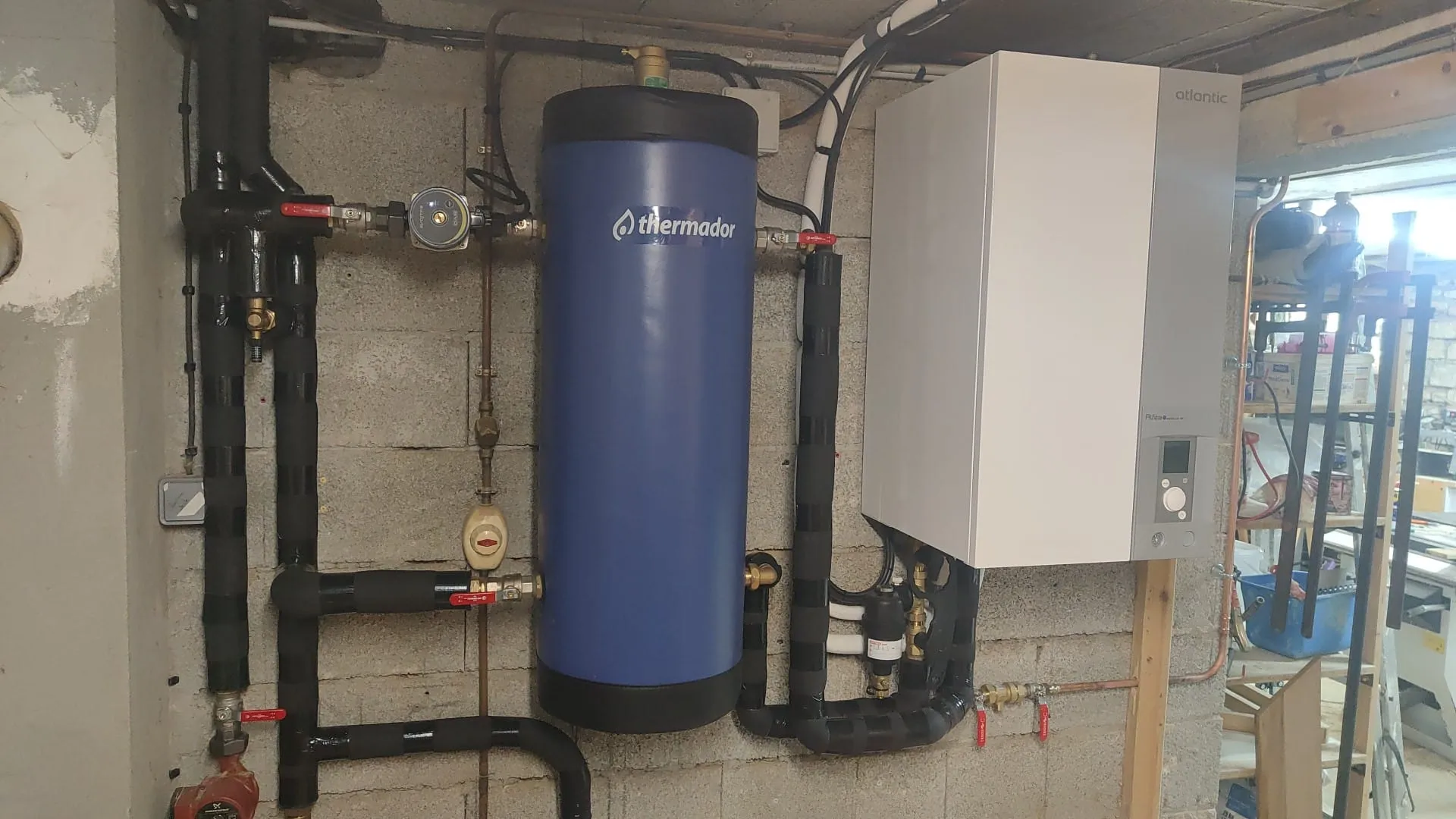 poele-chaudiere-aux Magnils-Reigners (1)