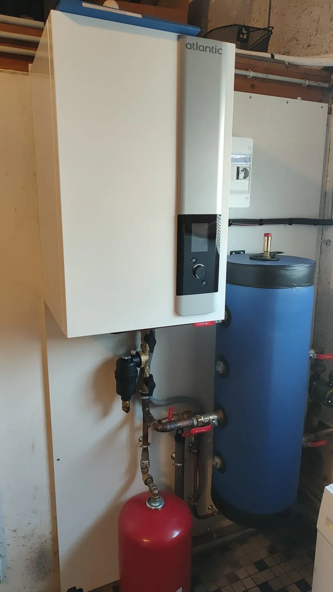 poele-chaudiere-aux Magnils-Reigners (4)