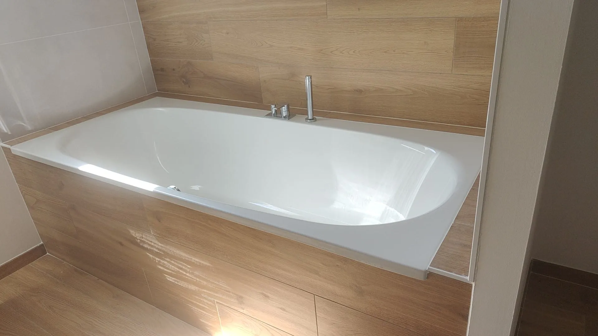 salle-de-bain-aux Magnils-Reigners (2)